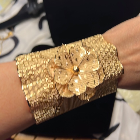 Jewelry New Gold Mesh Bracelet Adjustable With Matching Flower Ring 
